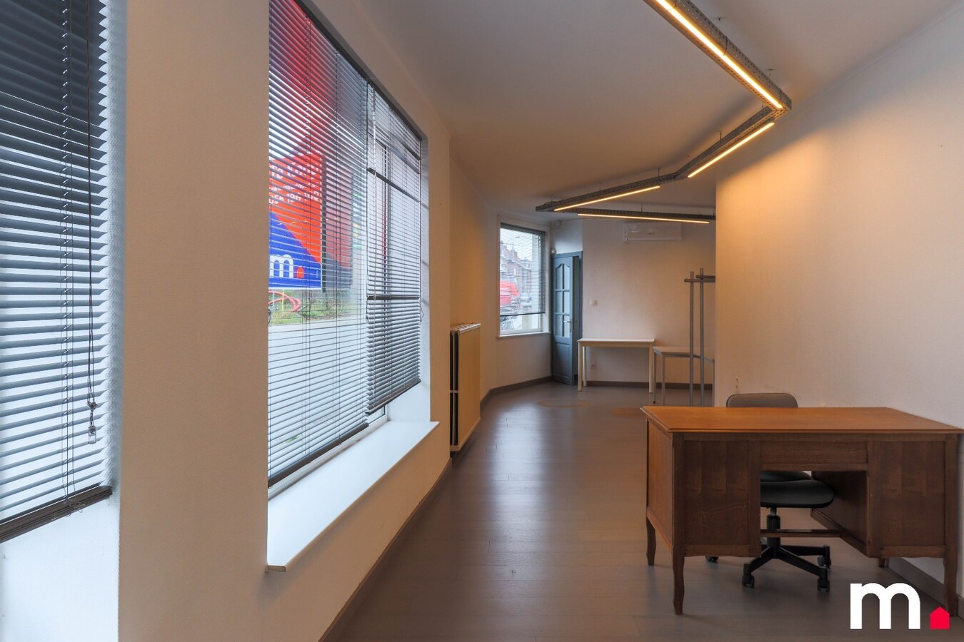 Kantoor te huur op zeer commerciële ligging! 