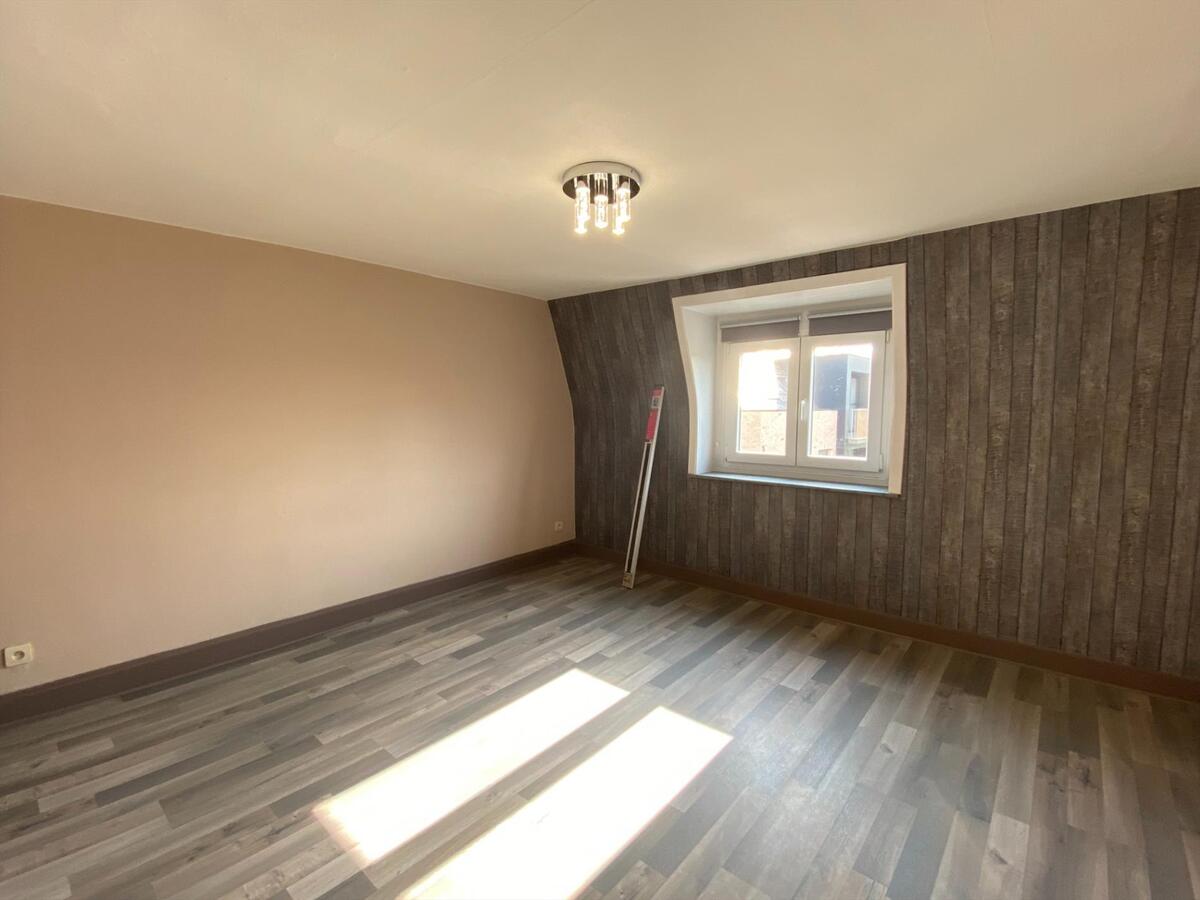 Ruime stadwoning met 4 slaapkamers in Ieper 