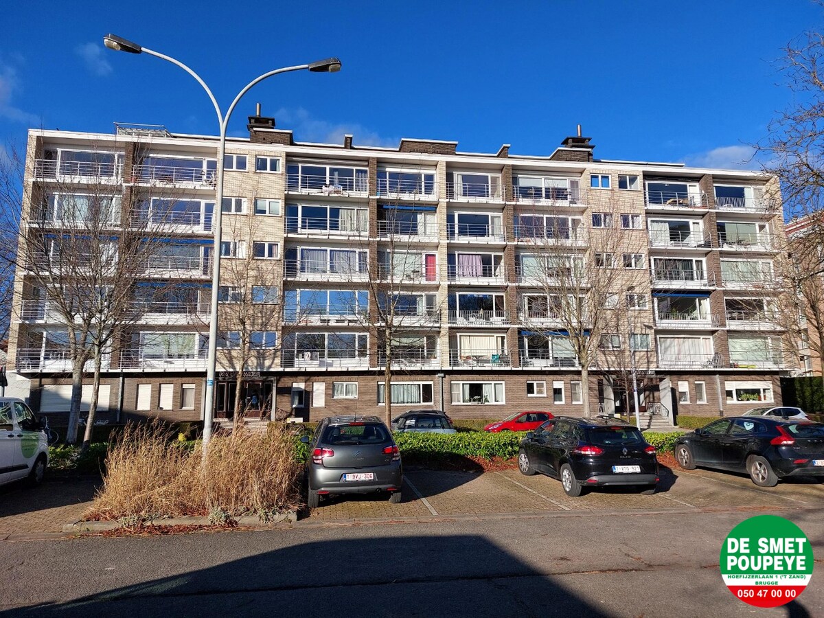 Ruime garagebox nr. 24 - centraal gelegen in Sint-Andries 