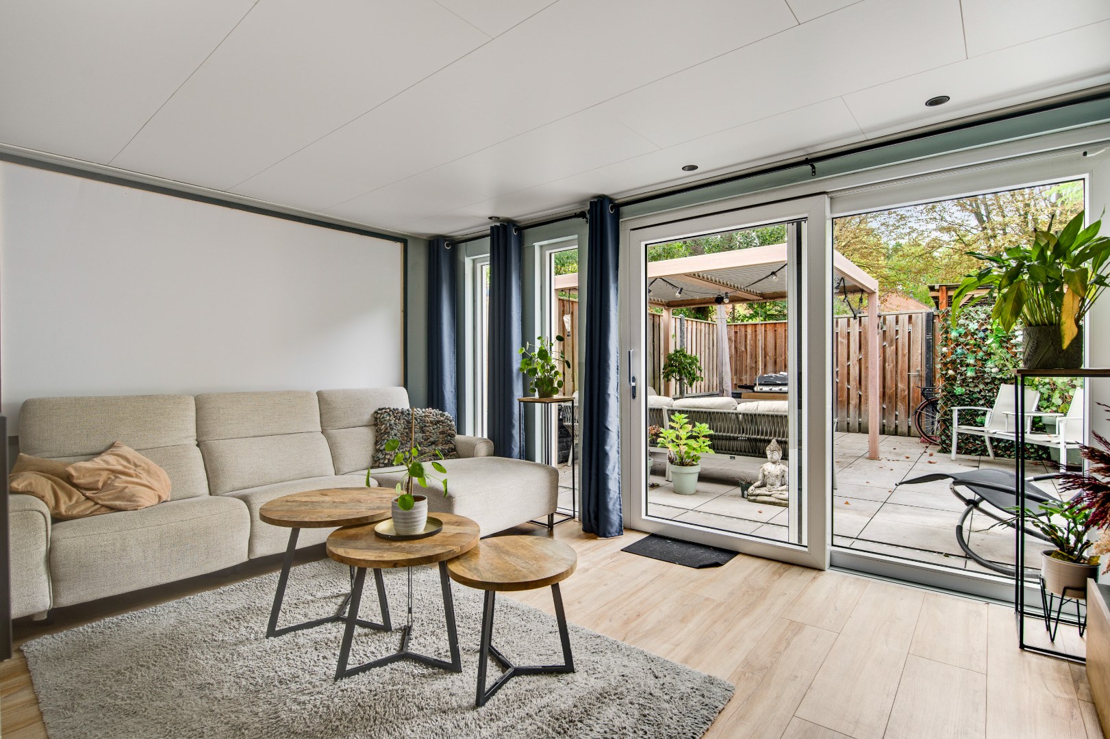 Ruime Tussenwoning in Weert met 4 Slaapkamers, 2 Badkamers, Tuin op het Noordwesten en 2 Parkeerplaatsen - Bouwjaar 1981, 132m² Woonoppervlak 
