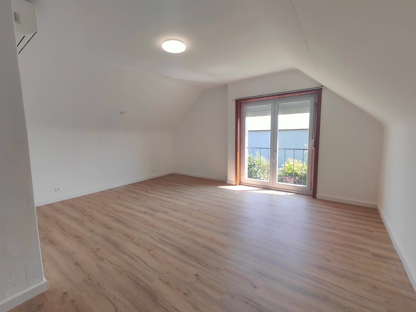 Landelijke woning op rustige ligging met 3 slaapkamers 