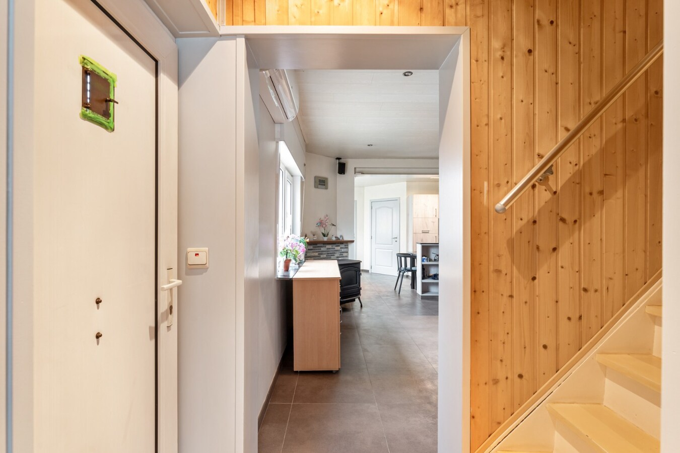 Halfvrijstaande gezinswoning op een perceel van 4a67ca op een rustige locatie te Dilsen-Stokkem. 