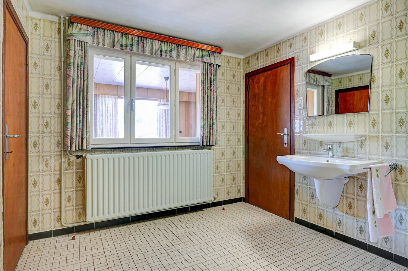 Zeer goed onderhouden woning gelegen op een prachtig perceel van circa 30 are 