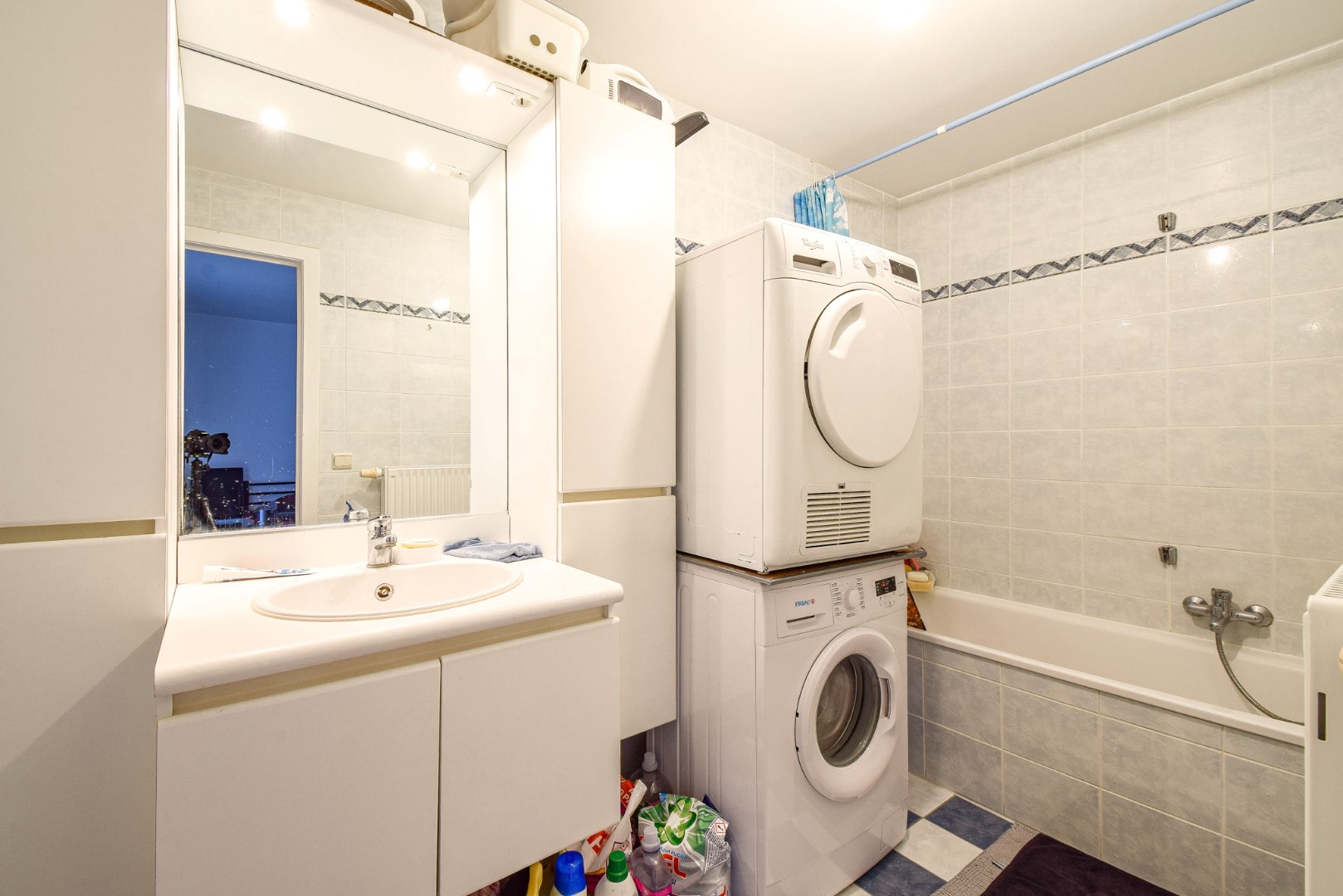 Centraal gelegen duplex met 4 slaapkamers 