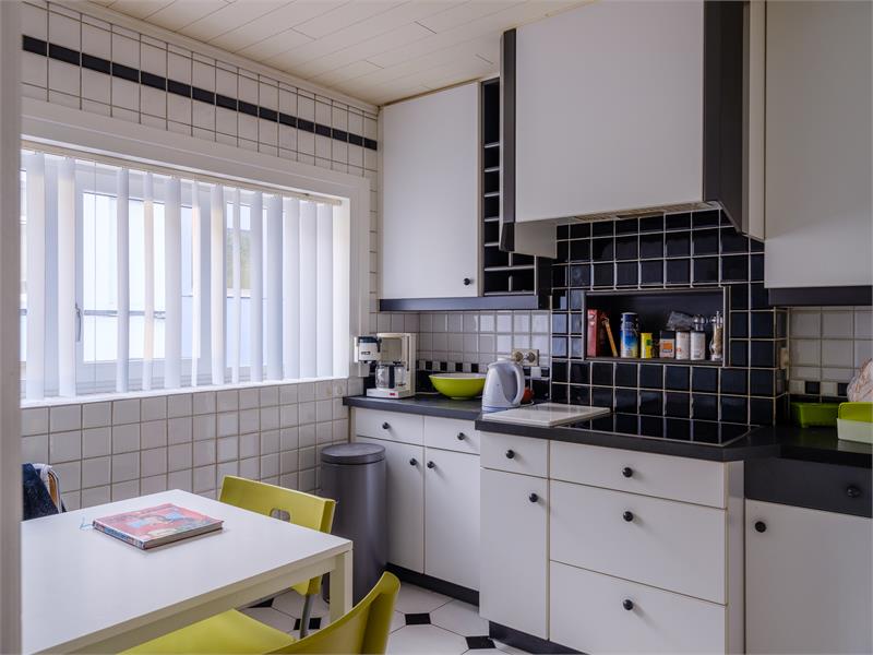 Rustig gelegen 2 slaapkamer appartement nabij Gent St-Pieters 