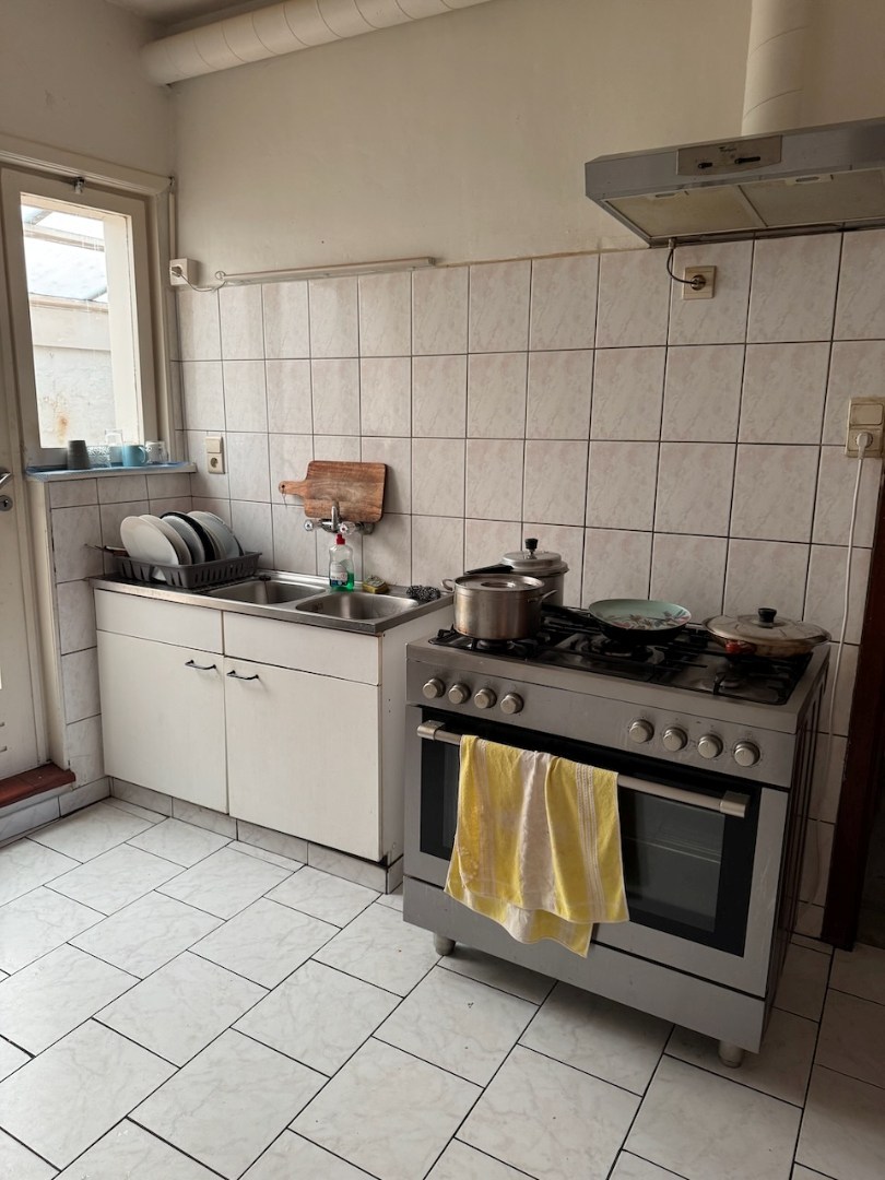 Bel-etage met drie slaapkamers en garage 