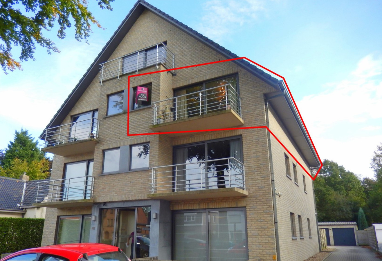 Gezellig en lichtrijk 2 slaapkamerappartement met garage 