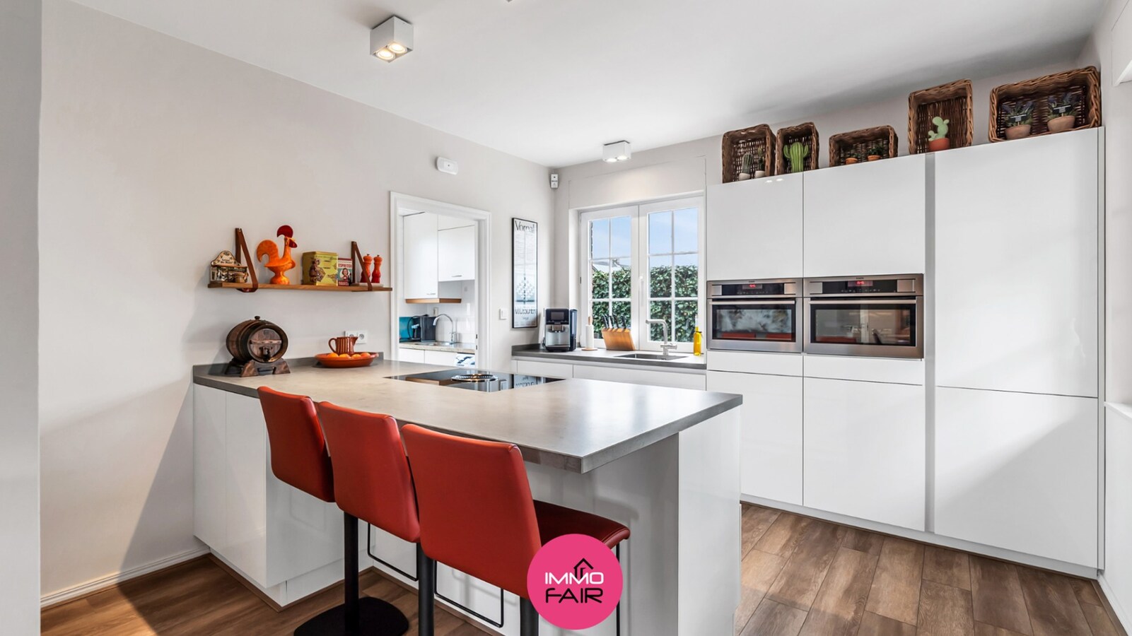 Vrijstaande woning op royaal perceel met panoramisch uitzicht, vlakbij Maastricht 