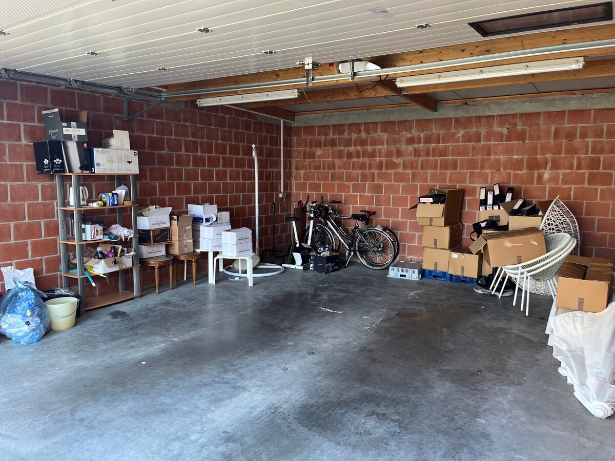 Luxueus én ruim gelijkvloers appartement in rustige omgeving. 