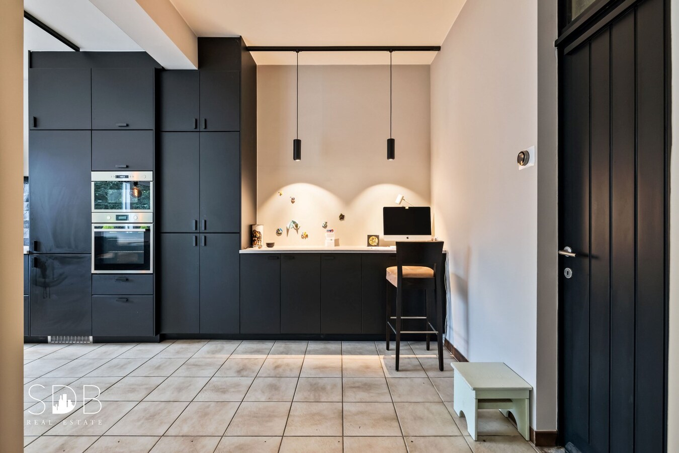 Moderne bureau, Bureau