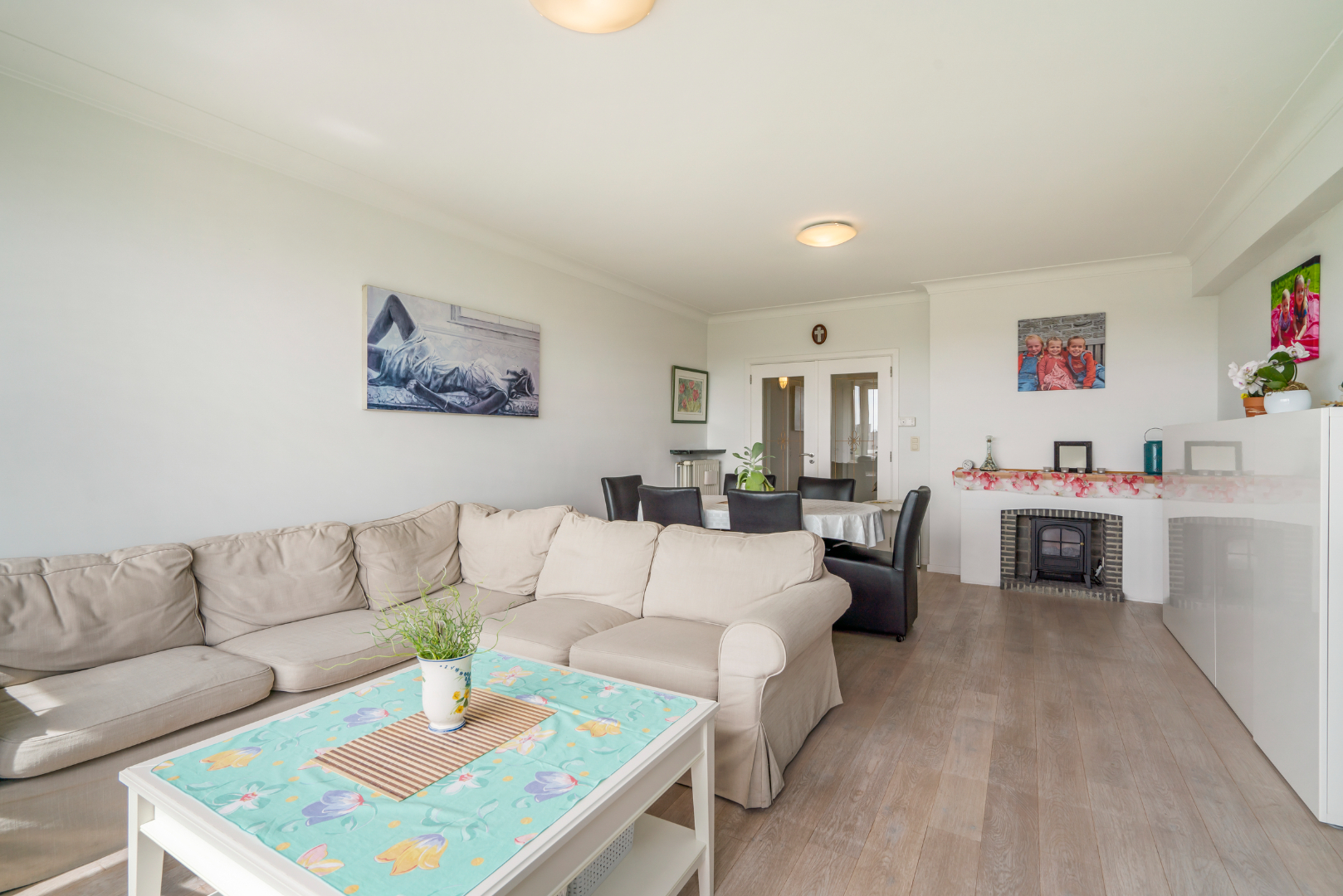 RUIM 2 SLAAPKAMER APP. MET ZICHT OP HET PARK 