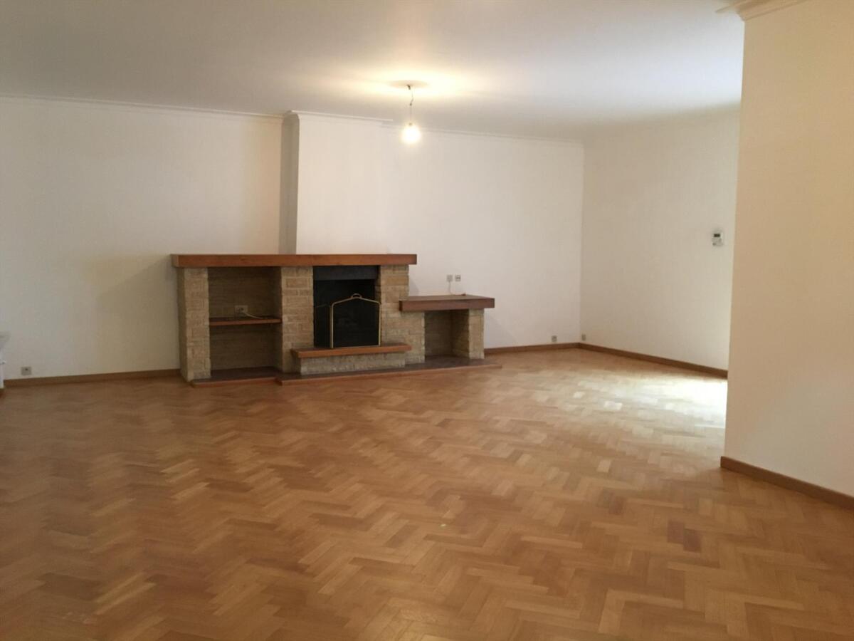 Ruime woning met garage pal in het Centrum 