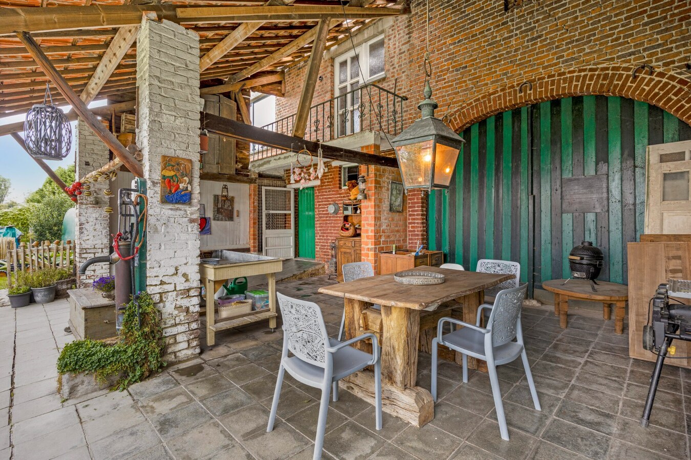 HOEVE in Hoegaarden met 5 slaapkamers (Kangoeroewoning) 