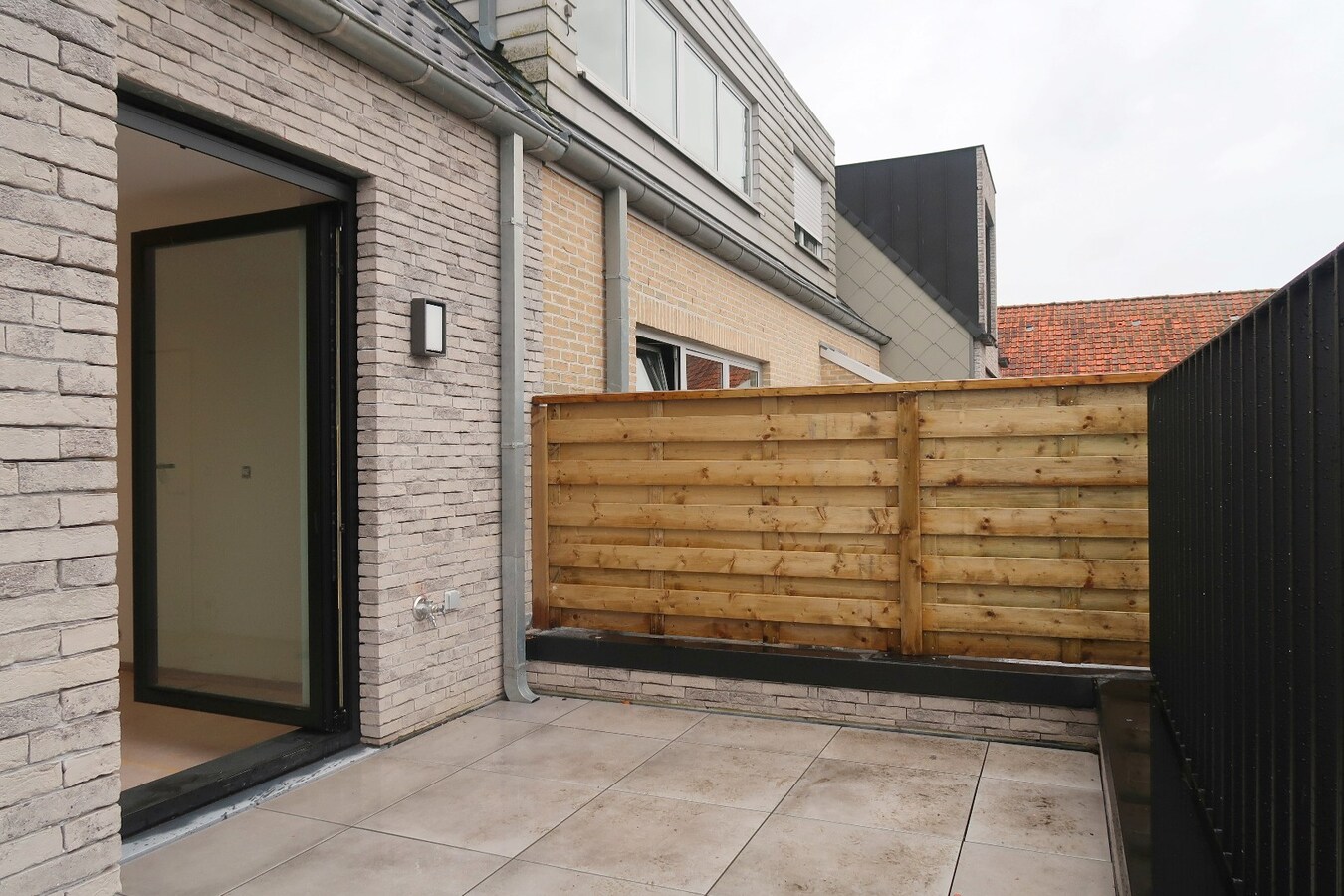 Nieuwbouwappartement in hartje Jabbeke. 