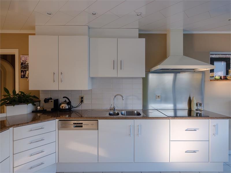 Villa-landhuis met prachtig zicht op uitgestrekte achterliggende velden 