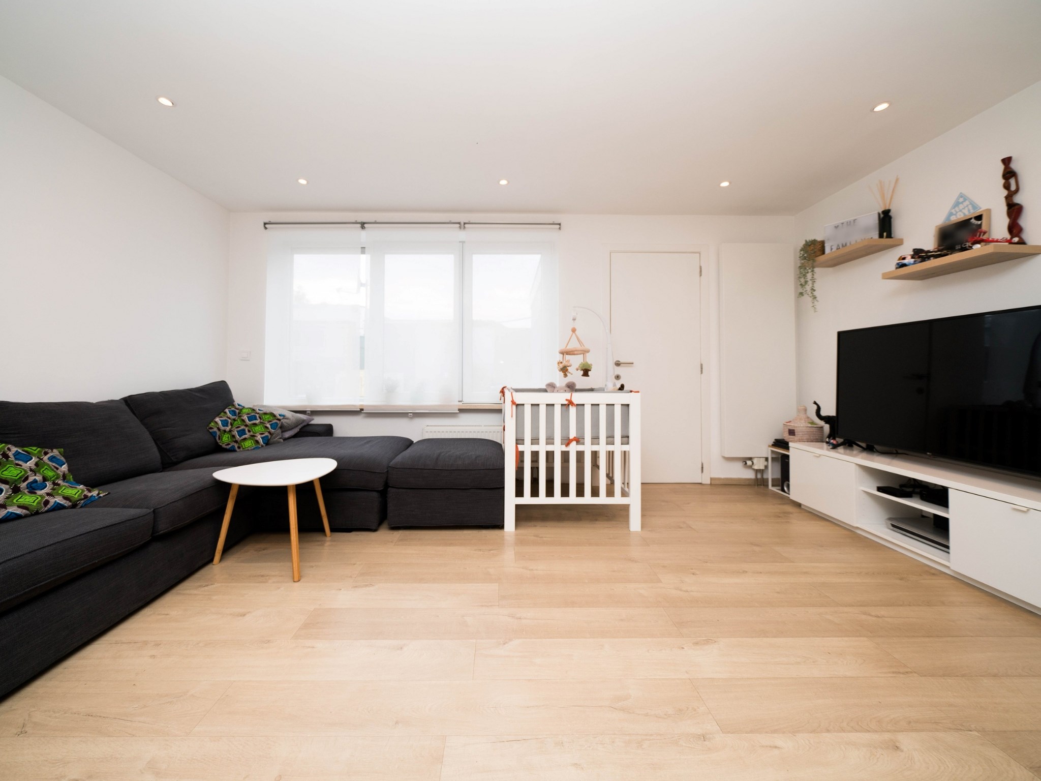 Volledige gerenoveerde 2-kamer woning met tuin 