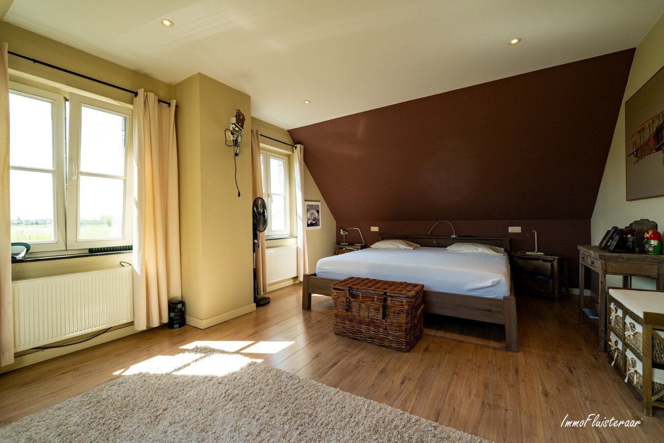 Prachtige woning met paardenfaciliteiten in rustige omgeving op ca. 9.983 m² te Berlaar (met optie aankoop aanpalende weides op ca.12.966 m²) 