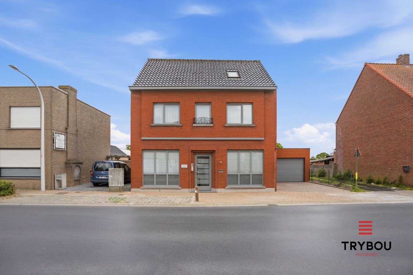 Alleenstaande woning met handelsruimte! 