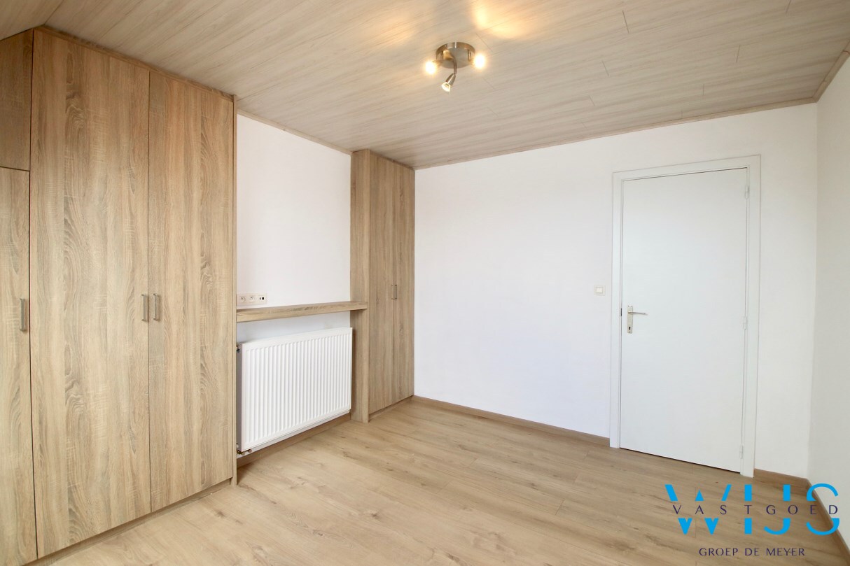 Centraal gelegen woonhuis met 4 slaapkamers te Kaprijke ! 