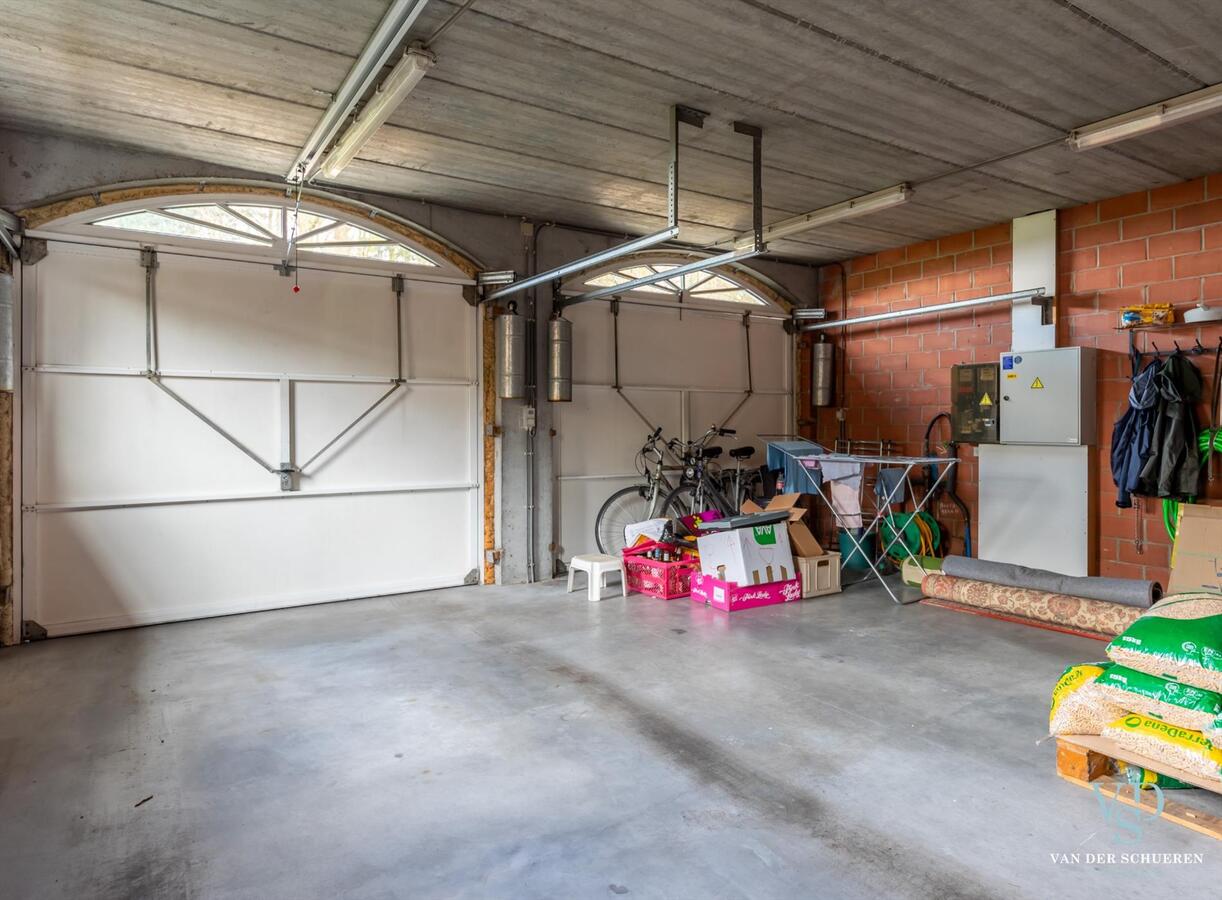 Stijlvolle villa in prachtige, groene omgeving.    Exclusief. 