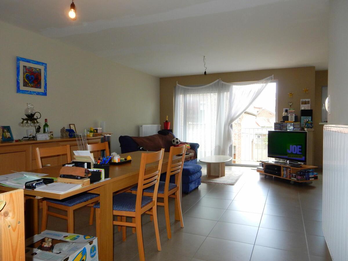 Lichtrijk nieuwbouwappartement in het hartje van Lichtervelde 