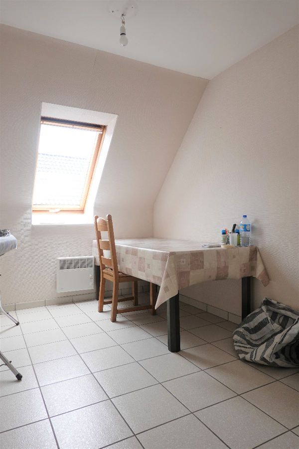 Duplexappartement in centrum Gistel met garage 