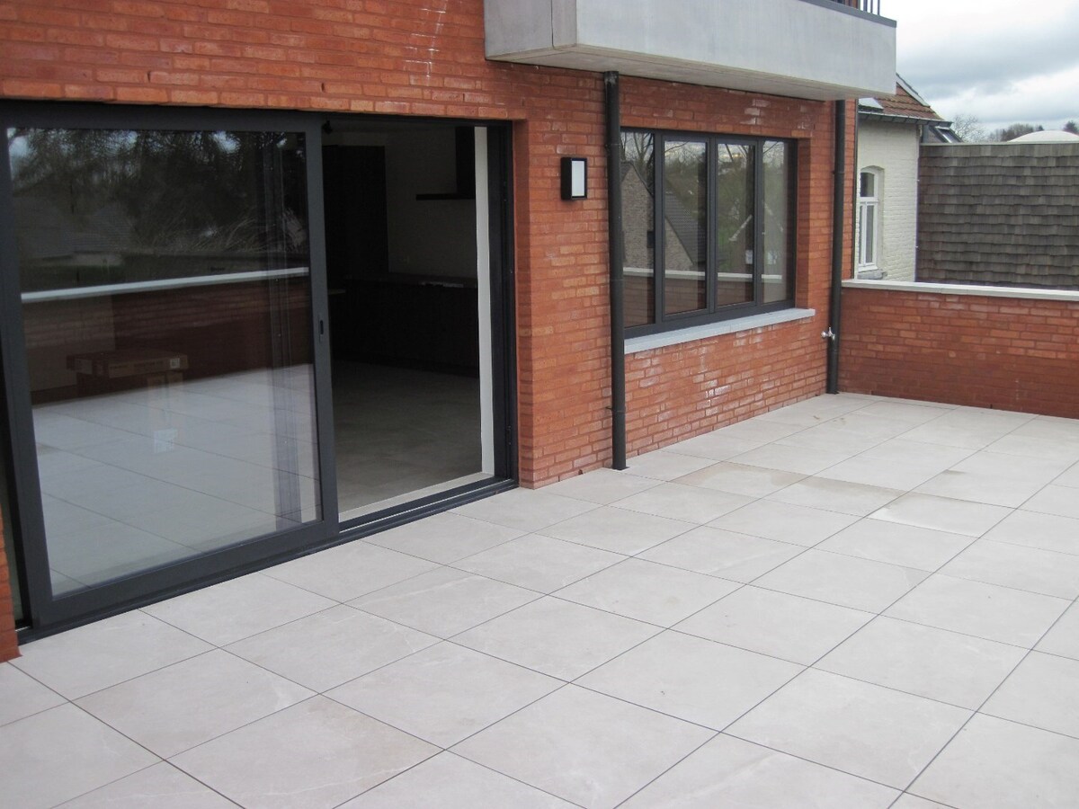 EXCEPTIONEEL - Luxueus wonen - Terras van 40 m². 