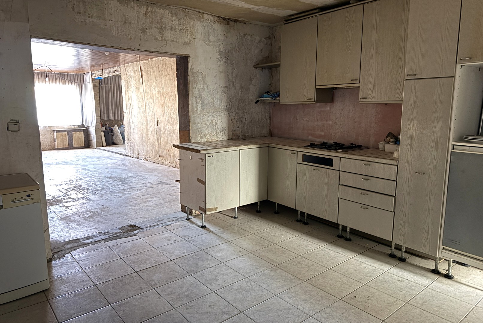 Dubbelwoonst met diepe tuin, rustig gelegen op 2km van de Grote Markt van Tongeren 