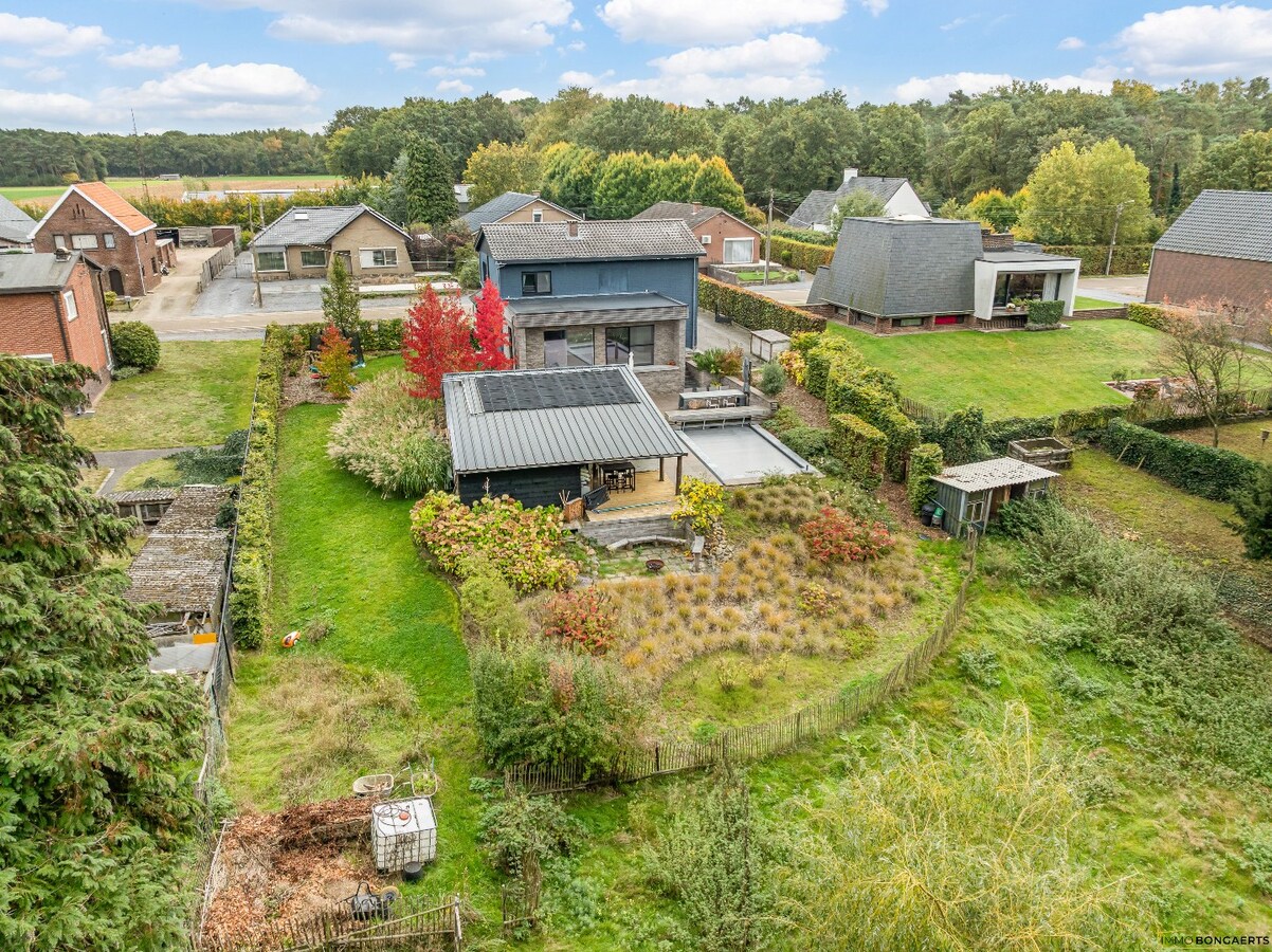 Ruime woning met 4 slaapkamers 