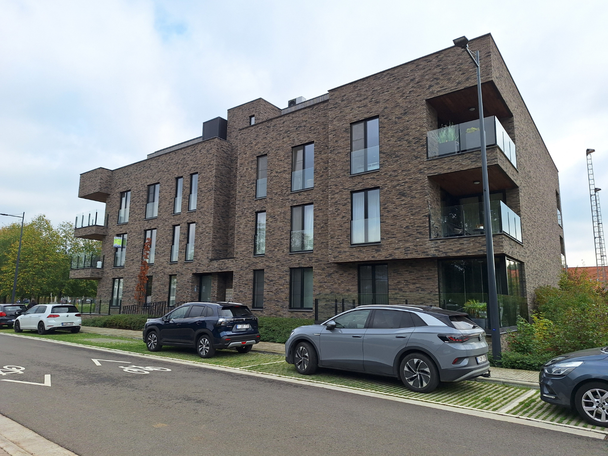 Recent modern appartement te Heusden-Zolder 