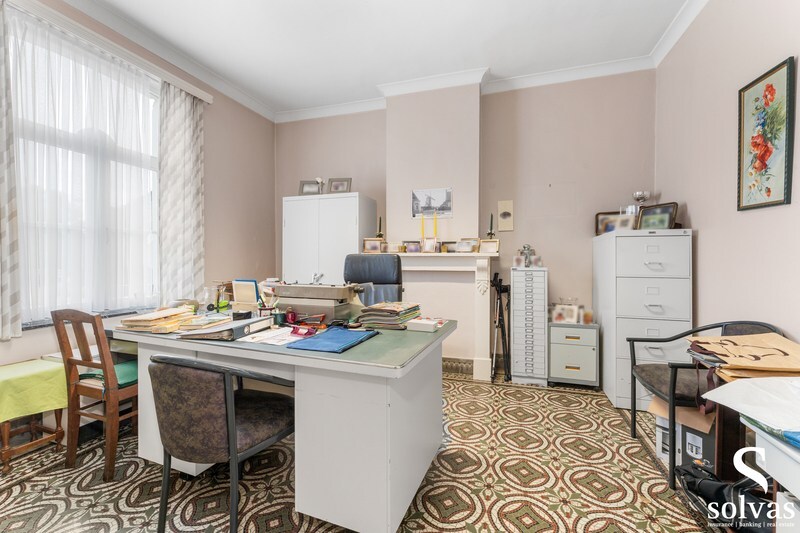 Ruime pastorie met tuin, terras, garage en energielabel G in Aalter - perceeloppervlakte 1545m² 
