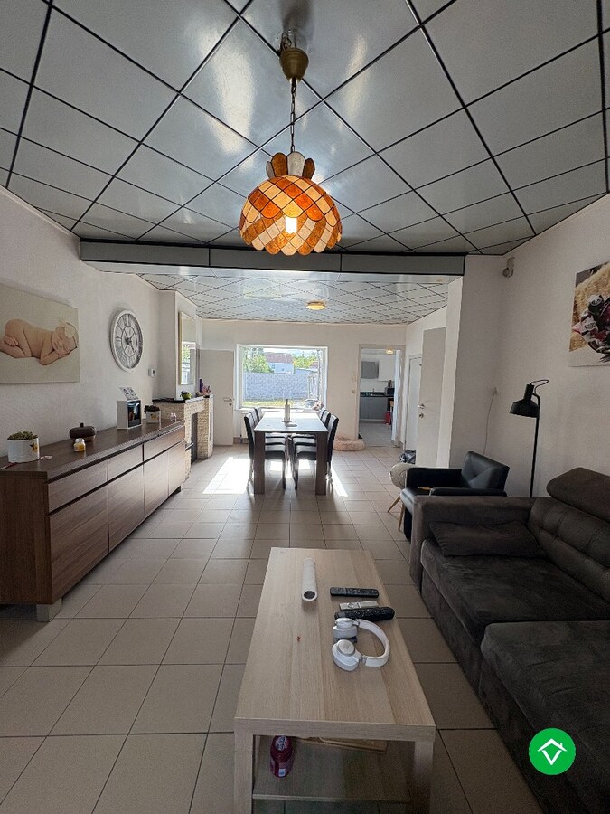 Halfopen bebouwing in Oudenburg (Ettelgem) met 4 slaapkamers en tuin 