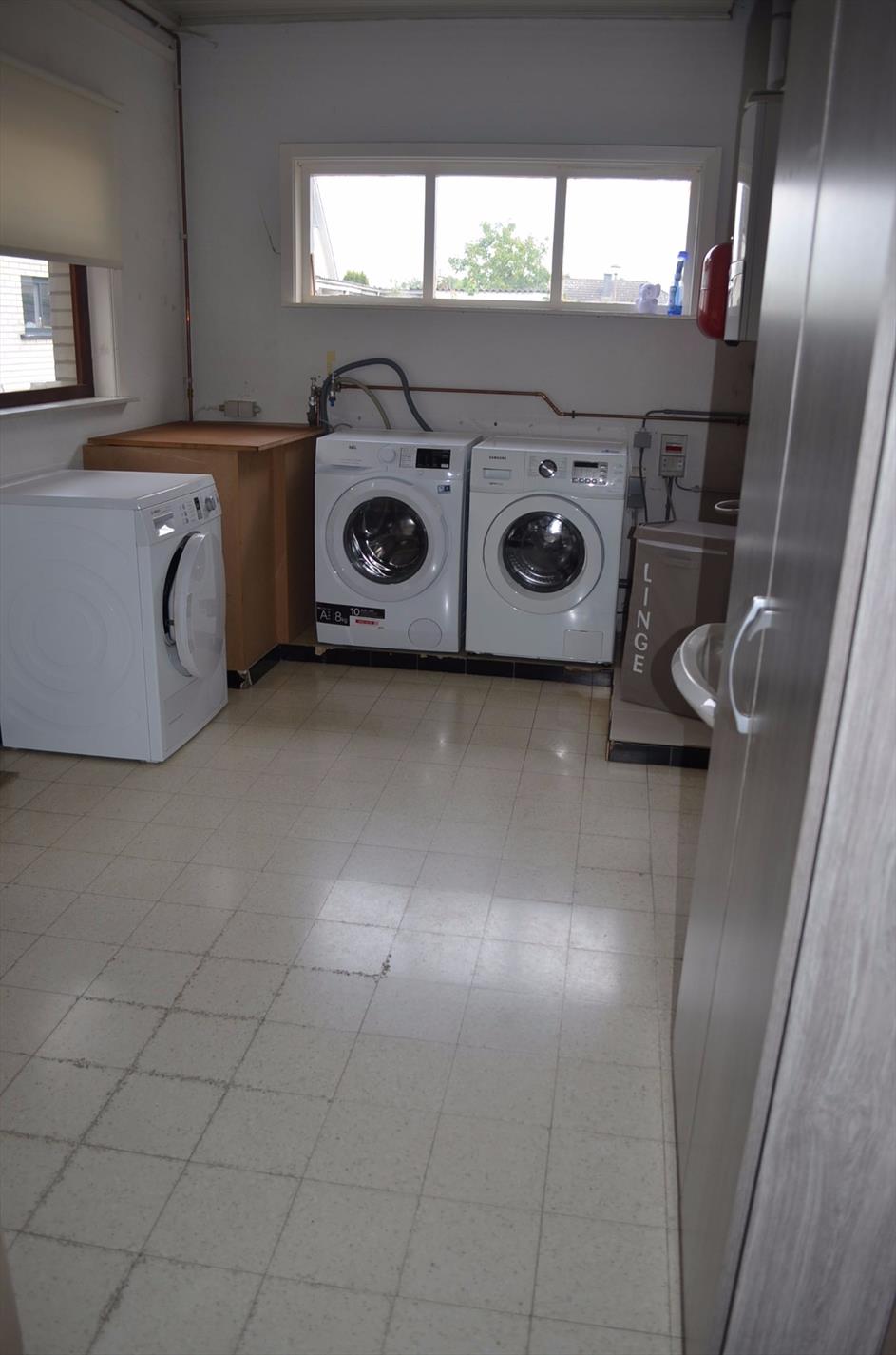 Gezinswoning 3 slpks, ruime garage, werkplaats en tuin te Maldegem 