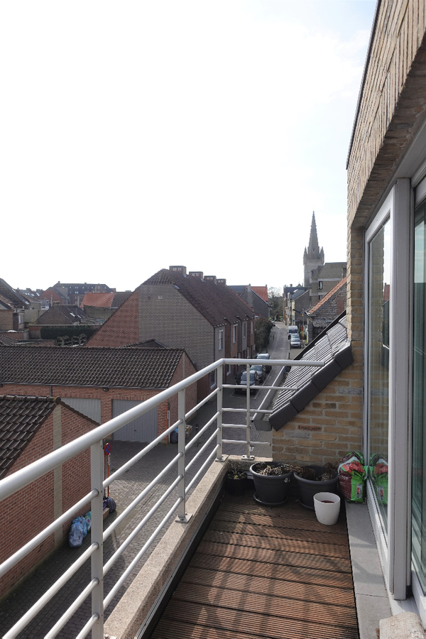 Appartement met carport 