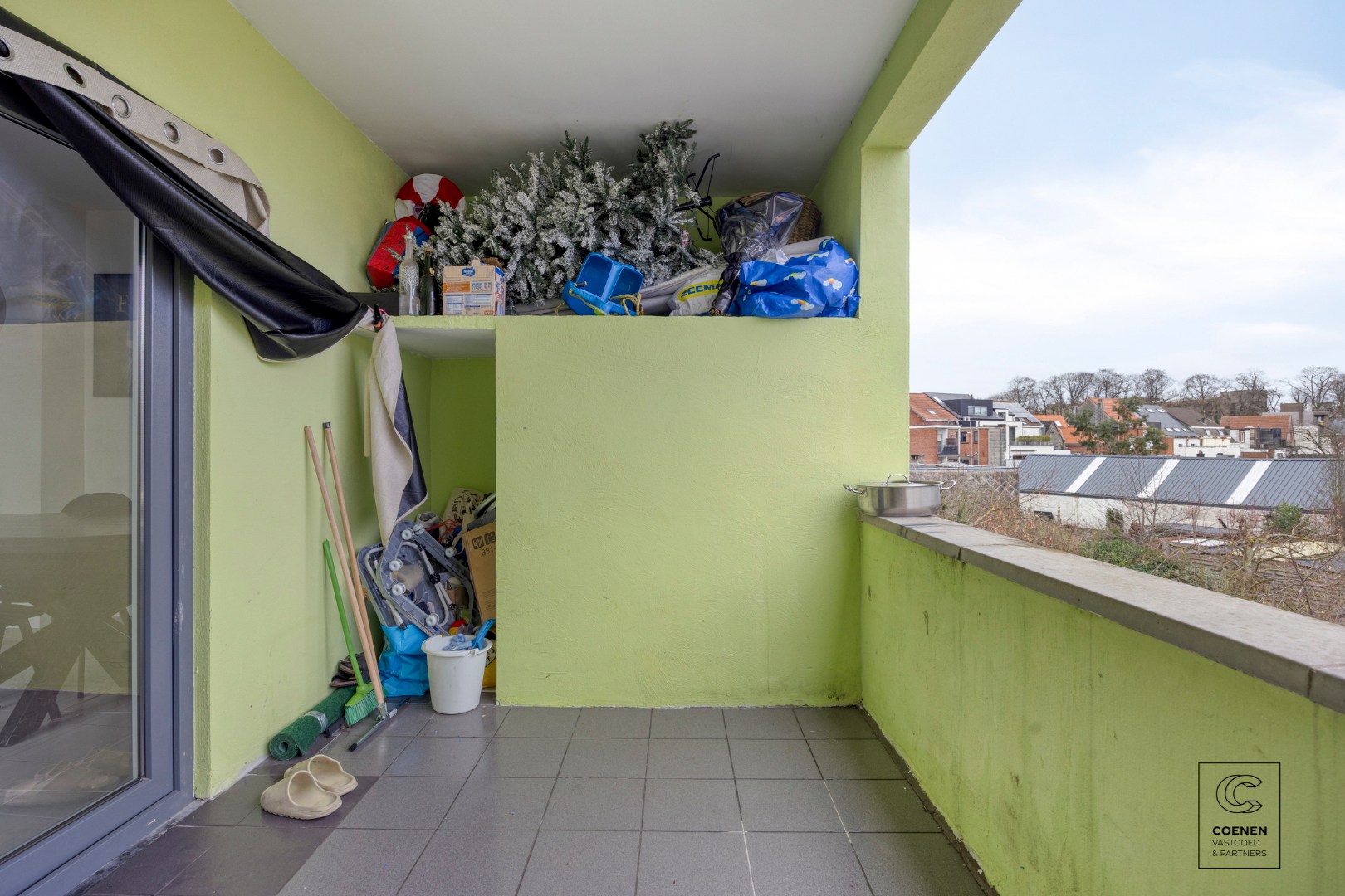 Riante woning, momenteel ingericht als 3 appartement op een schitterende locatie in het centrum van Lier! 