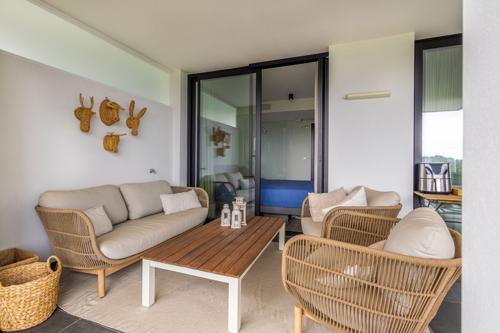 Hacienda el Sueño - Elegante 3-Slaapkamer Appartement met Panoramisch Terras, Zeezicht en Toeristenhuurlicentie 