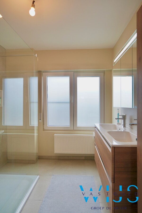 Gezellig instapklaar woonhuis in het hart van Eeklo 