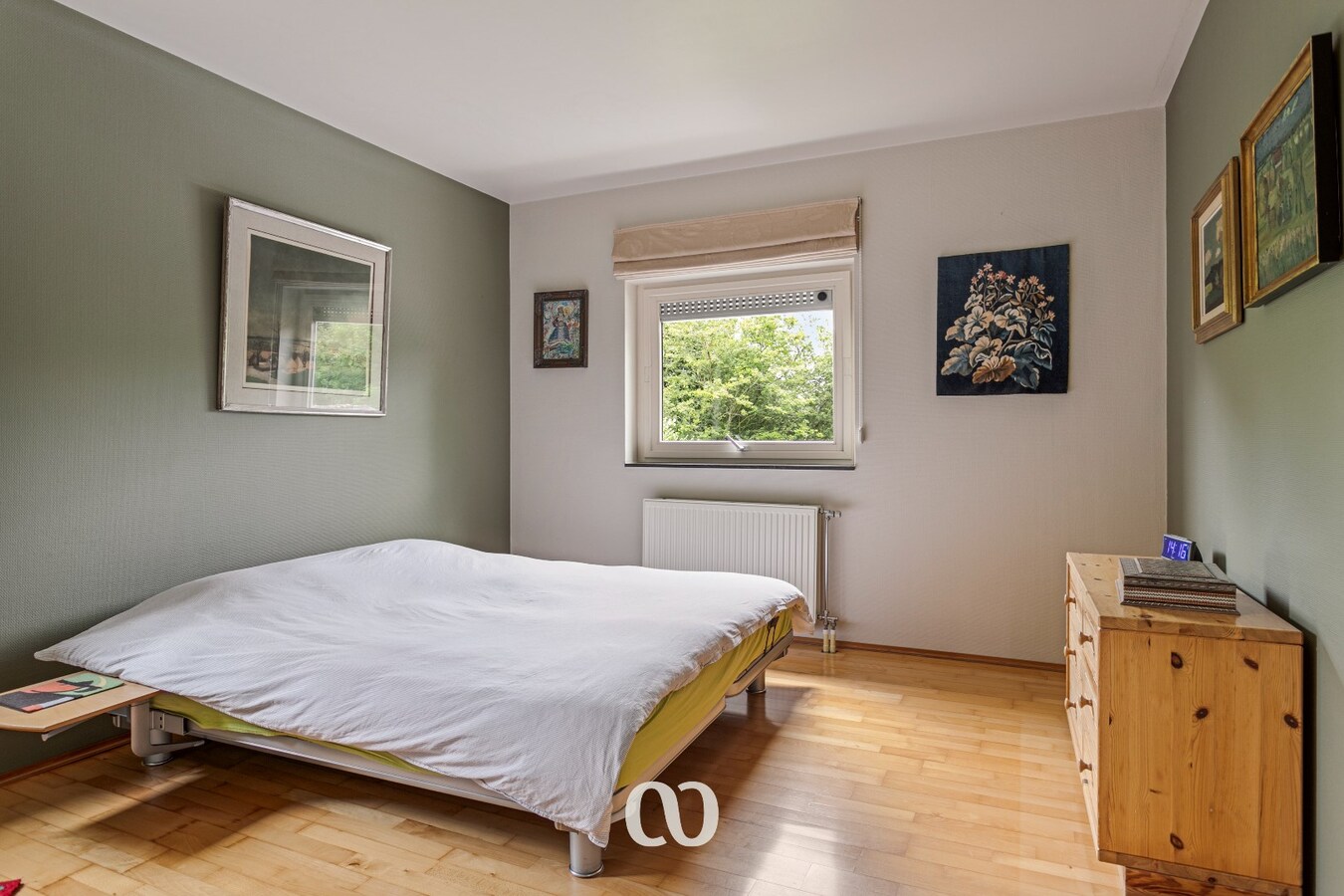 Ruime woning met prachtige tuin en bijgebouw te koop in Oudenaarde 