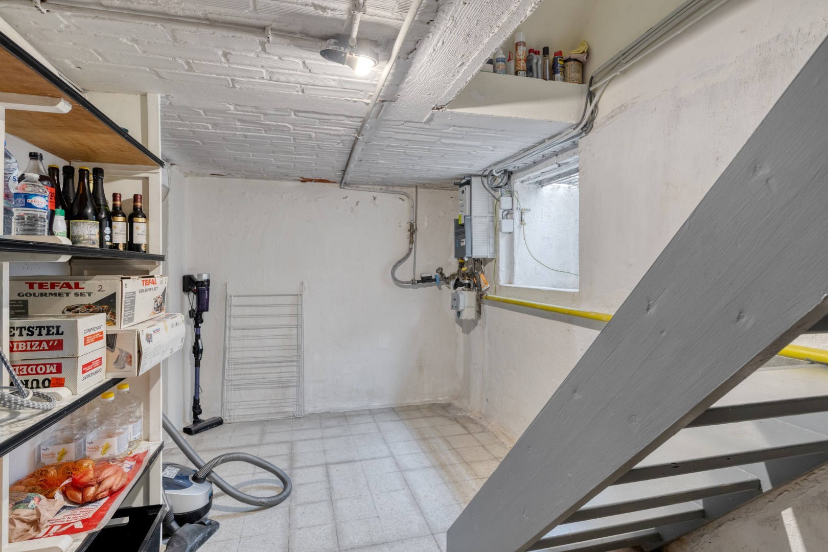 Instapklare woning met 3 slpk. in het centrum van Geel 