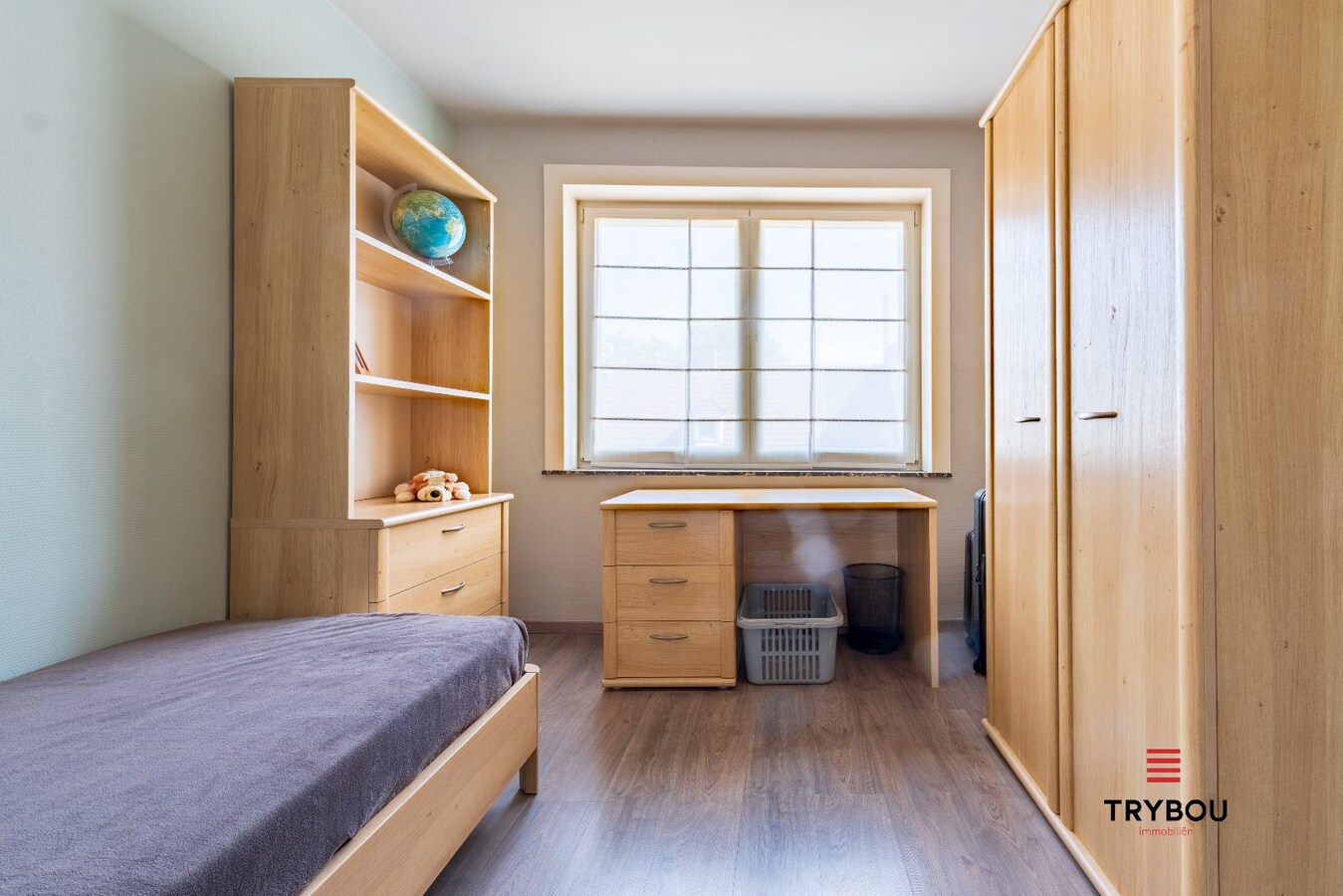 Gezellige en ruime woning met tuin - instapklaar in het hart van Ledegem 