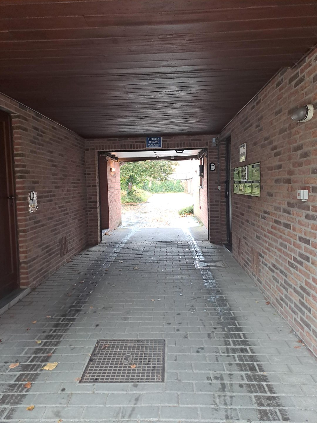 Vlot toegankelijke garagebox 