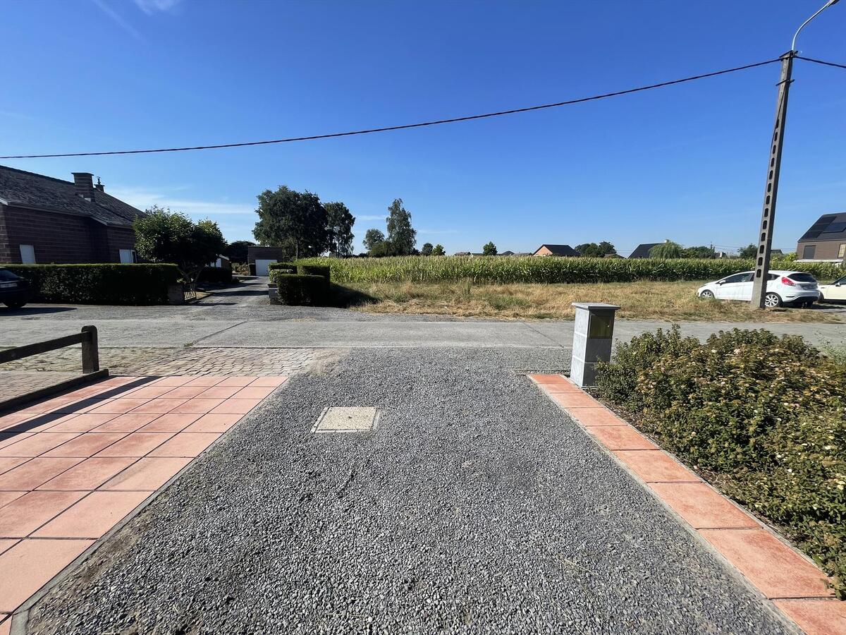 Statige woning met inpandige garage 