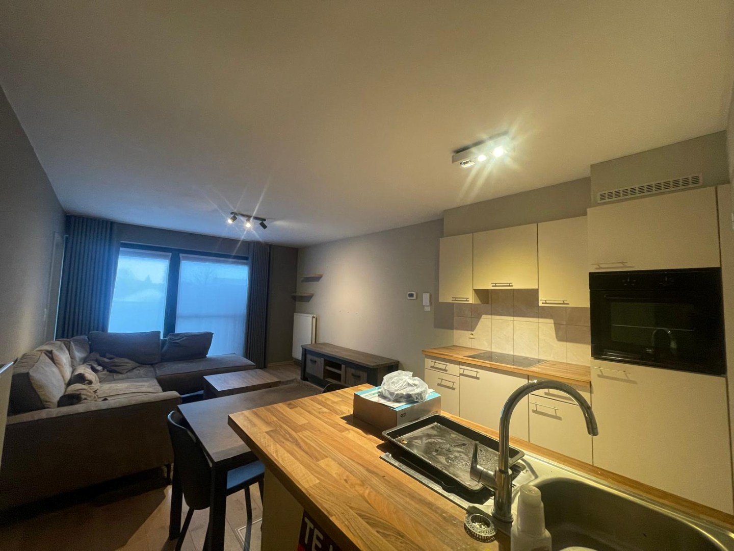 Verzorgd 1-slaapkamerappartement met terras te huur in Geel! 