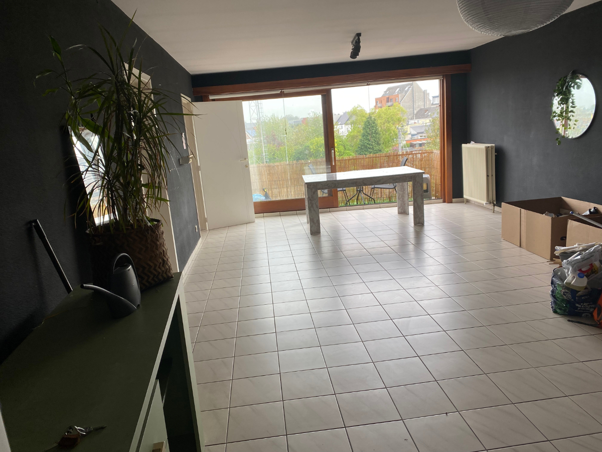 Mooi 2 slaapkamer appartement in centrum Zottegem 