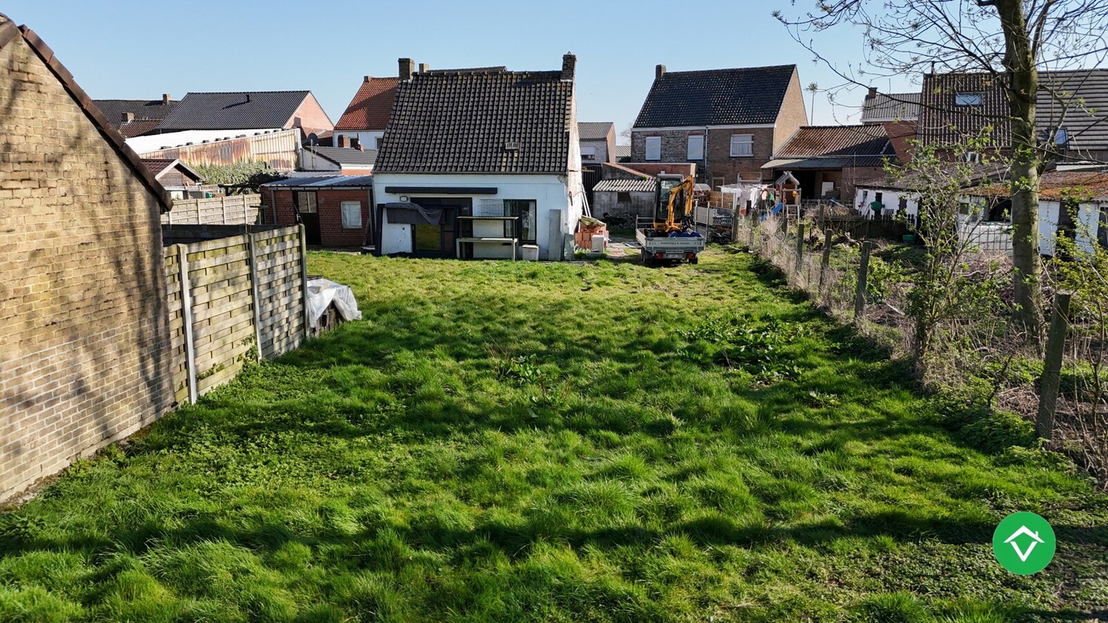 Te renoveren woning in centrum Koekelare 