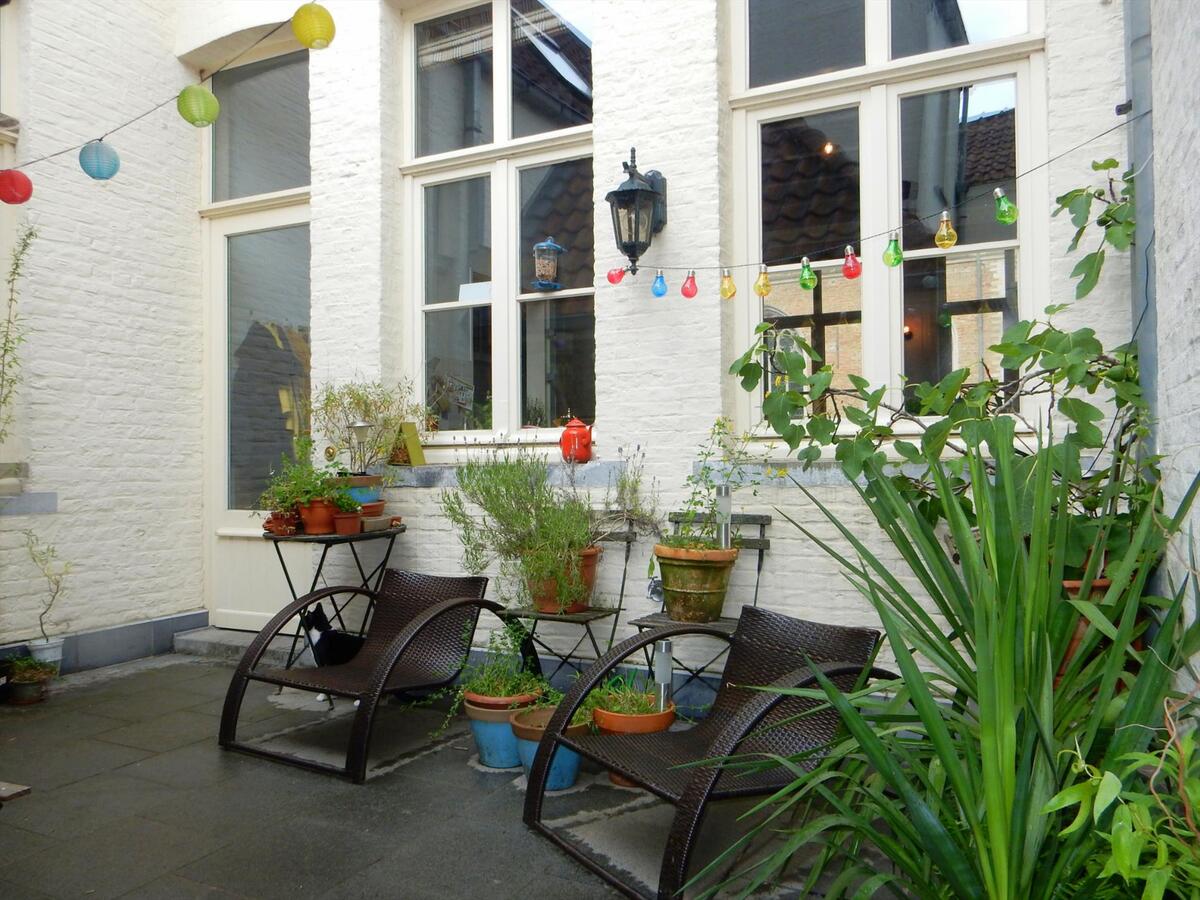 Ruim instapklaar duplexappartement in hartje Brugge 