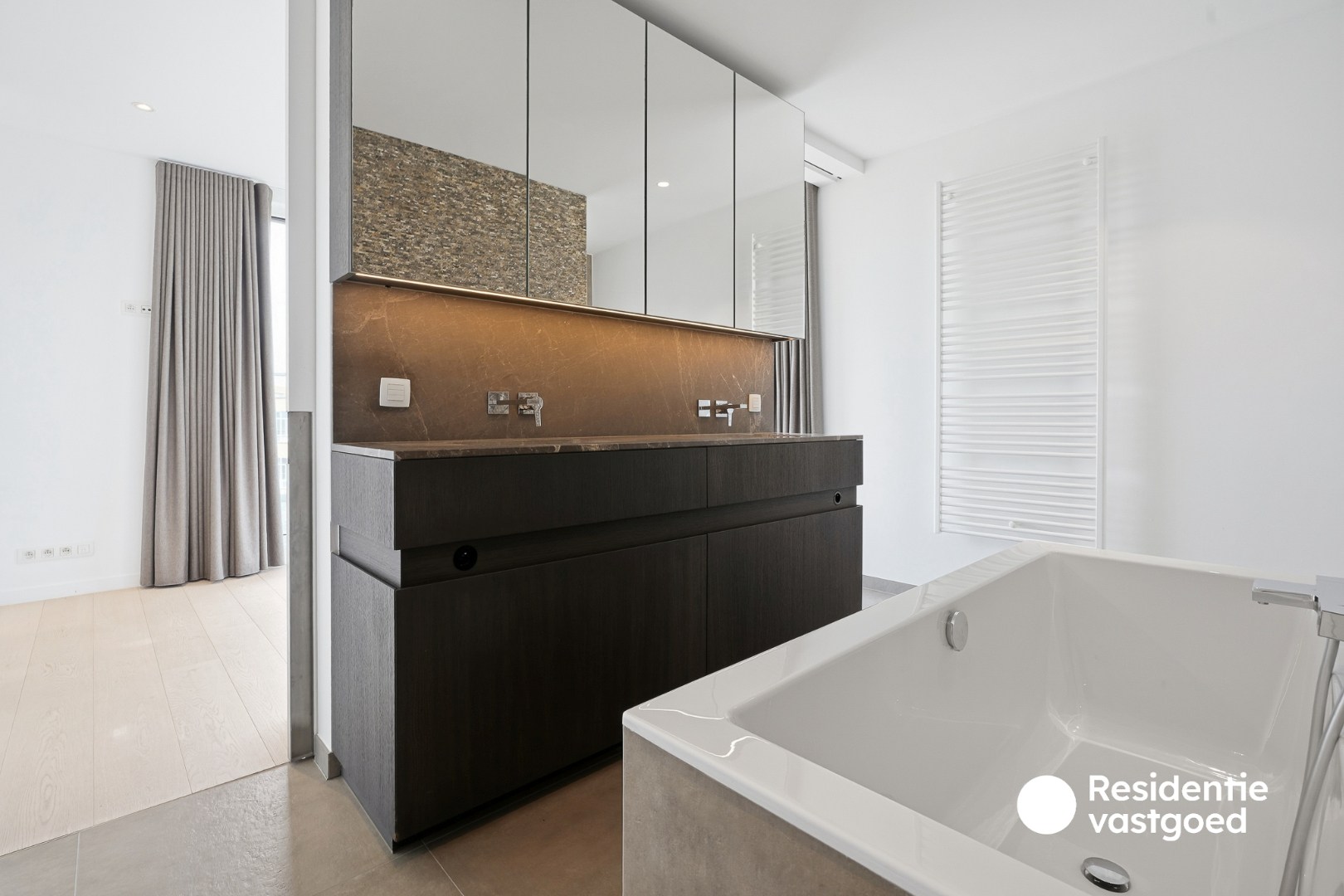 Exclusief penthouse in centrum Diksmuide! 