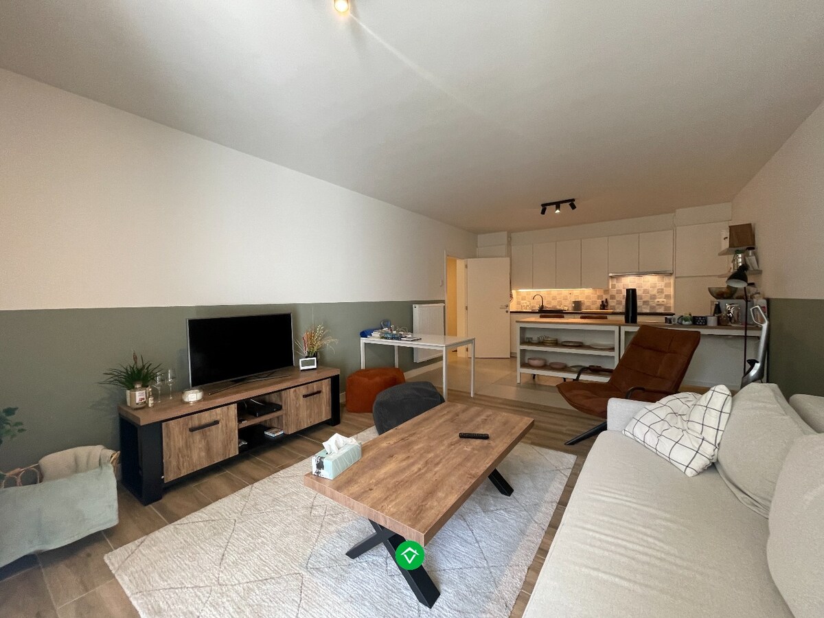 Gelijkvloers appartement met één slaapkamer te Rumbeke 