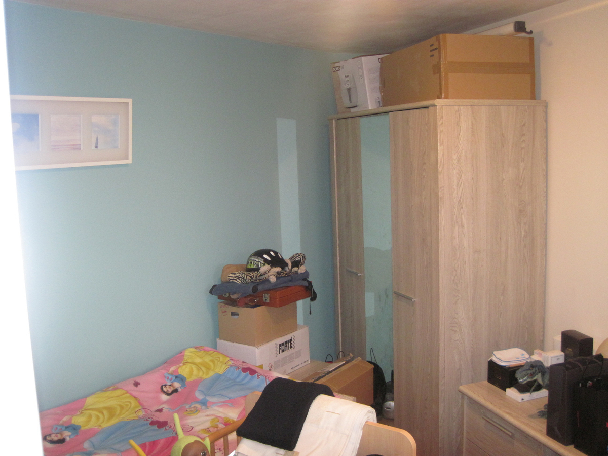 Gelijkvloers appartement. Aangenaam wonen ! 