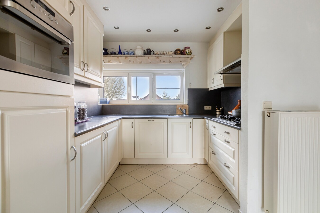 Centrum Dilsen: comfortabel appartement met terras en parking 